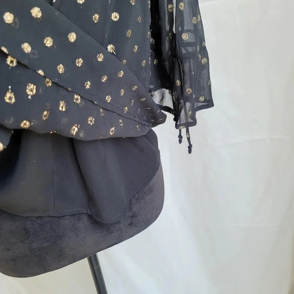 Abercrombie & Fitch Gold Polka Dot Top Off Shoulder Open Tie Sleeve Blouse Sz S - Picture 9 of 10
